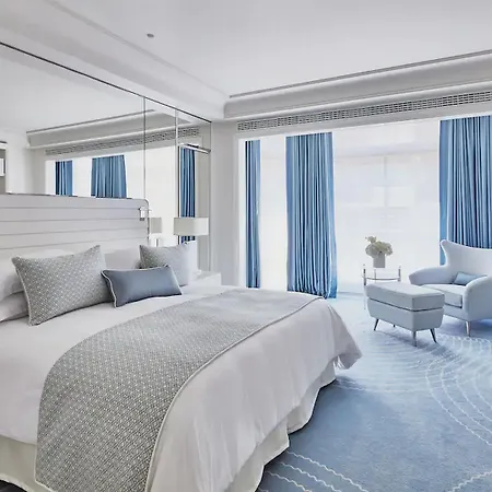 Martinez, In The Unbound Collection By Hyatt 5* 칸느