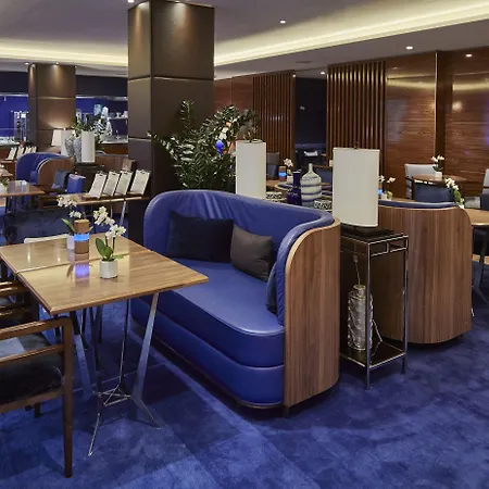 Martinez, In The Unbound Collection By Hyatt 5* 칸느