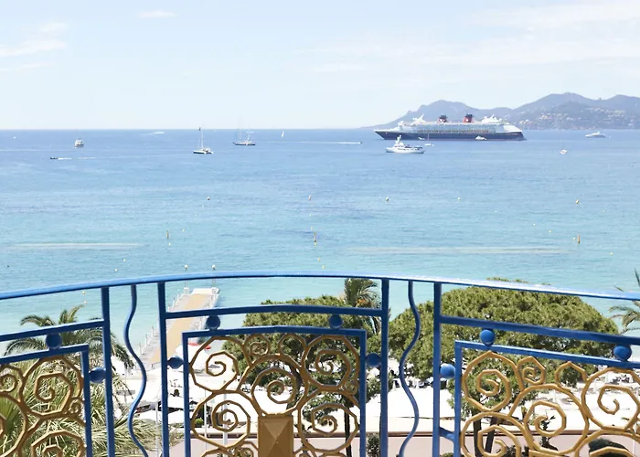 Martinez, In The Unbound Collection By Hyatt Cannes