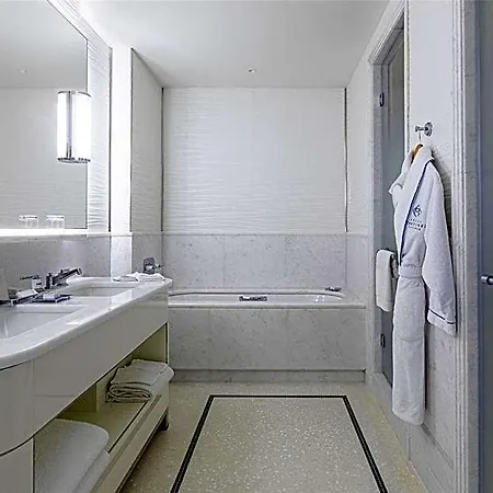 Martinez, In The Unbound Collection By Hyatt Szálloda Cannes