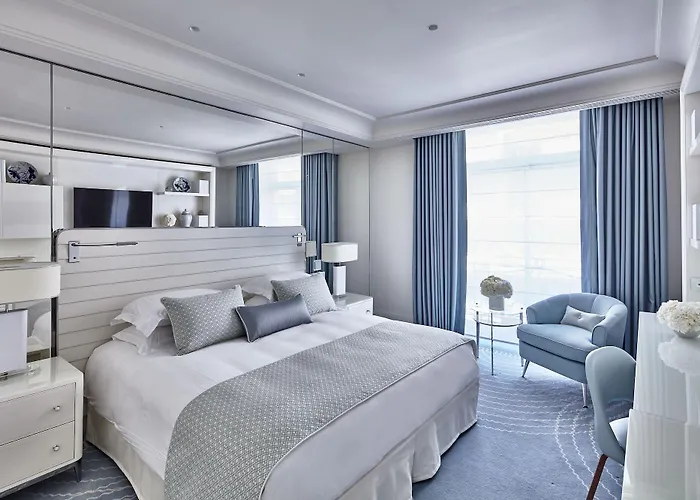 Martinez, In The Unbound Collection By Hyatt 5* كان