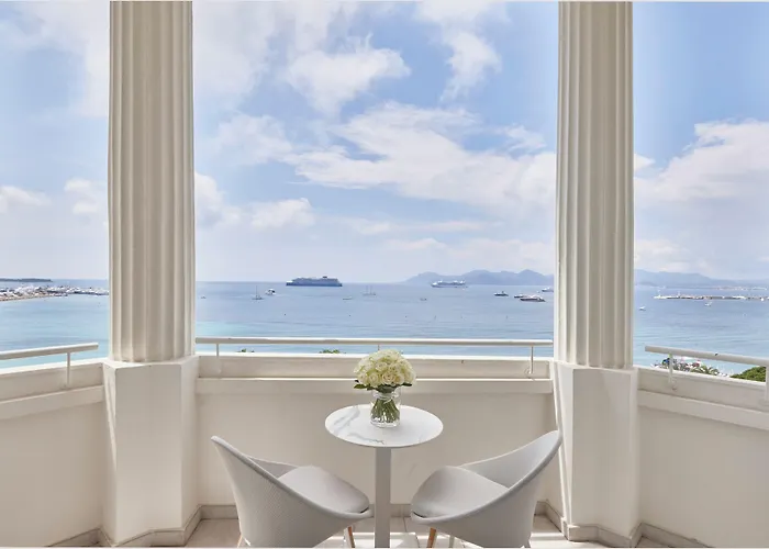 Martinez, In The Unbound Collection By Hyatt