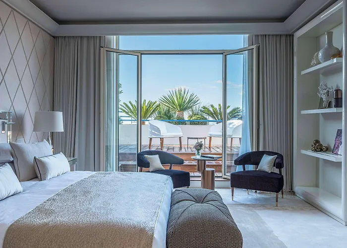 Martinez, In The Unbound Collection By Hyatt