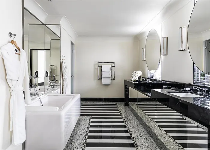 Martinez, In The Unbound Collection By Hyatt 5* Cannes